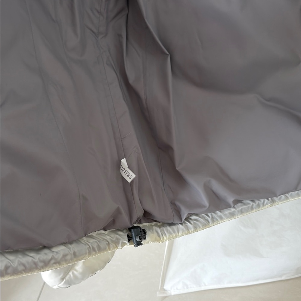 The North Face Aconcagua Jacket - Picture 5 of 6